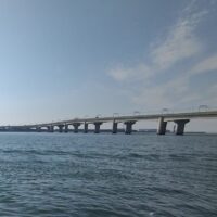 海に架かる橋